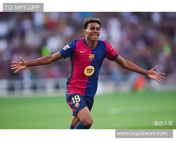 足球球星的抽象化表达与独特艺术形态的多维度探索 足球球星的抽象化表达与独特艺术形态的多维度探索